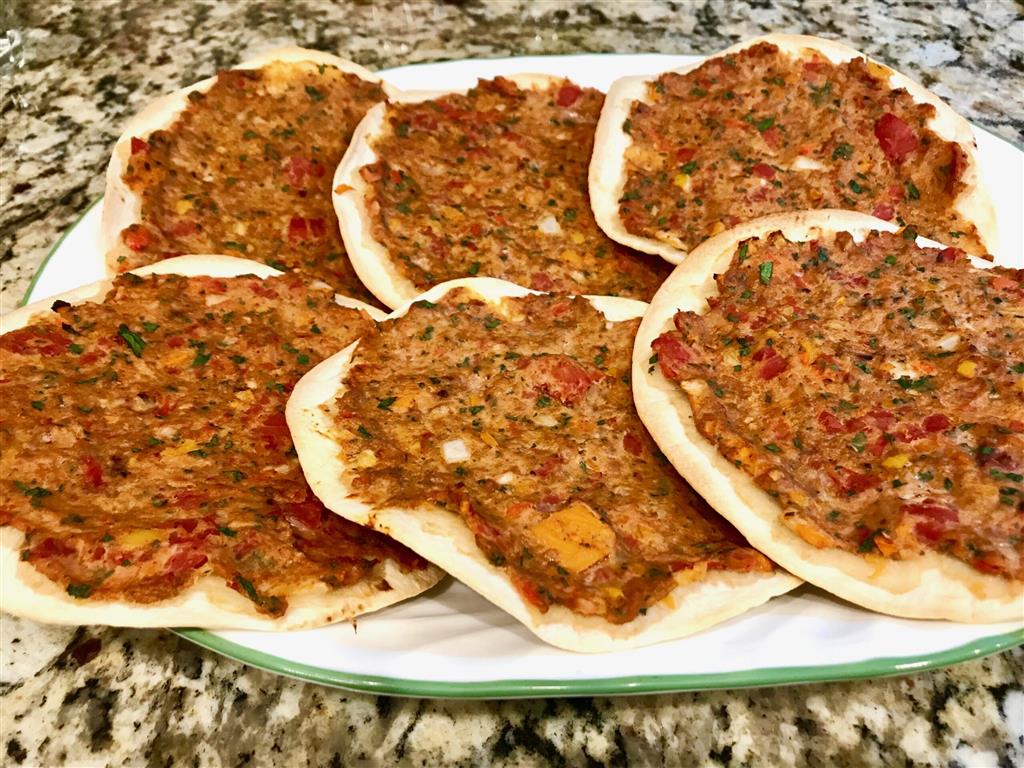 لحماجون یا پیتزا ارمنی