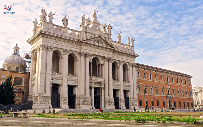 St. John in the Lateran - برنامه سفر رم - تور ایتالیا