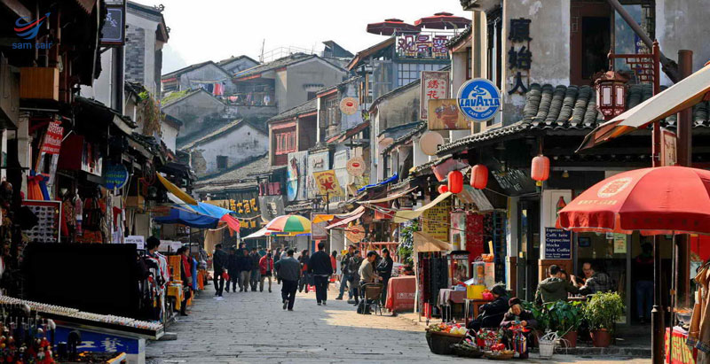 خیابان غربی یانگشو در تور چین
