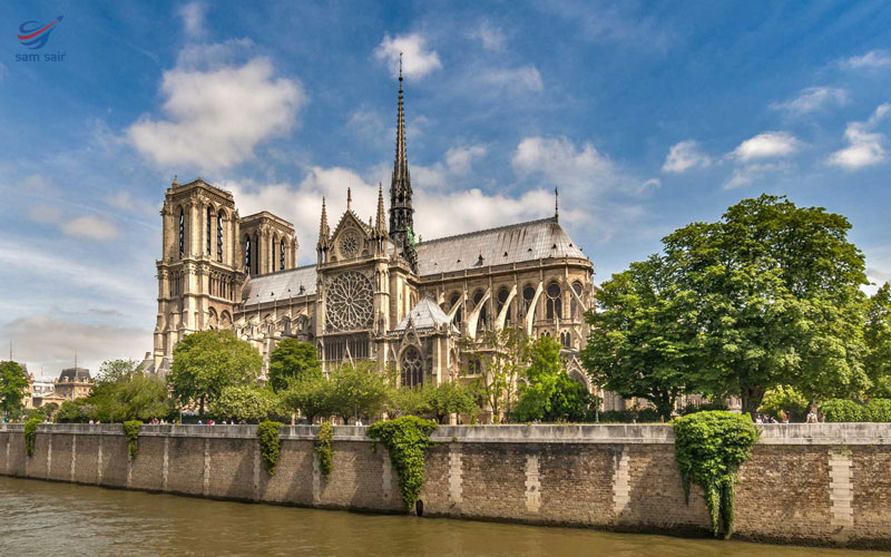 کلیسای نتردام - برنامه سفر پاریس