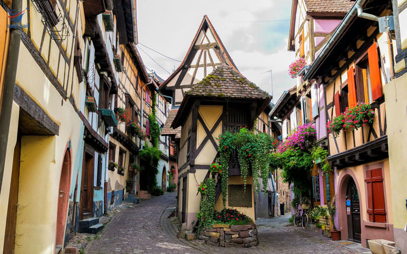 روستای Eguisheim در تور فرانسه